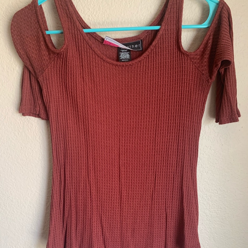 Rust cold shoulder top